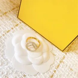 럭셔리 여성 브랜드 반지 패션 디자이너 독특한 반지 편지 로고 Baita 쥬얼리 고품질 보석 발렌타인 데이 선물