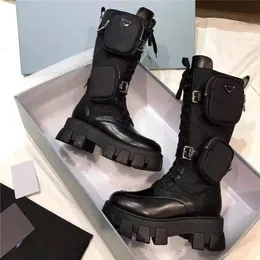 2021 Stövlar Dam Lyx Designers Skor Fabriksskor Tjocksulade upphöjd riddare Martin boot midleg knä Höst och vinter stil storlek 35-42