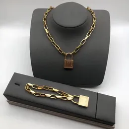 Designer jewelry new letter clavicle chain necklace neckchain Bracelet feminine