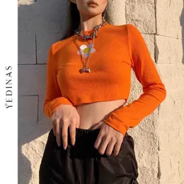 ヤディナス花刺繍プリントクロップトップ女性長袖スプリングTシャツオレンジアエステティックスリムTシャツ韓国のストリートウェアEGIRL 210527