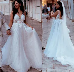 Boho платья с D -цветочным аппликацией Tulle V Neck Back Back New Sweep Train A Line Made Beach Wedding Gown vestido de novia