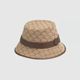Hurtownia damskie moda szerokie giełdowe czapki designerskie dla mężczyzn list