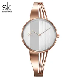 Shengke Mode Plaqué Or Femmes Montres Charme Dames Montre-Bracelet Bracelet Quartz Montre Femme Relogio Feminino 210616