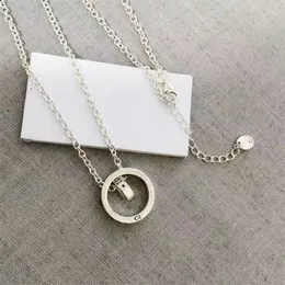 Two Rings Letter Pendant Necklaces With Box Lucky Couples Simple Jewelry Elegant Charm Hip Hop Necklace Unisex Seiko Chains