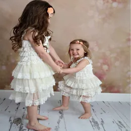 赤ちゃんガールズプリンセスレースパーティードレス子供ふわふわ3層フラワーガールドレス幼児ノースリーブの結婚式のページェント服q0716