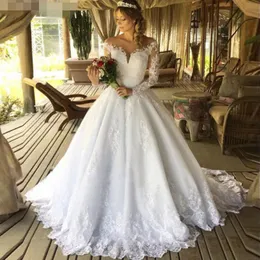 Vit Vintage Lace Appliques Ball Gown Bröllopsklänningar Deep V Neck Veer Back Långärmade Vestido de Noiva Princesa Bridal Gowns Robe de Marie
