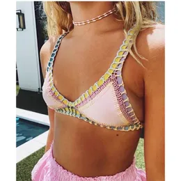 Stickad Bikini Boho Style Tvådelat Set Söt Virkad Baddräkt Virkning Badkläder triangelbaddräkter