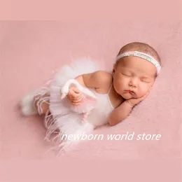 Född POGGE PROPS Feather Decoration Jumpsuits and Headband. 210816