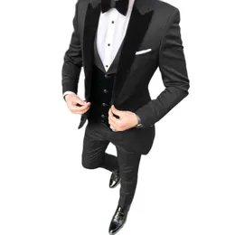 Slim Fit Mens Garnitury dla Prom Wedding Black Velvet Lapel Groom Tuxedos 3 sztuki Formalne Mężczyzna Zestaw Kurtki Spodnie Kamizelka New Arrival X0909
