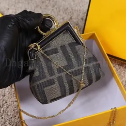 Yeni Hakiki Deri Mini Metal Halka Akşam Çanta Çanta Kadın Lüks Tasarımcılar Ruj Madeni Para Cüzdanı Kadın Zincir Crossbody Omuz Çantası Debriyaj Çanta