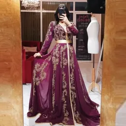 Abiti da sera musulmani eleganti in chiffon d'uva dell'Arabia Saudita con applicazioni a maniche lunghe in pizzo dorato Abiti formali caftano marocchino islamico 322