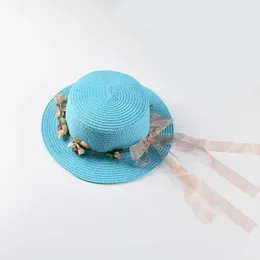 Wreath Ladies Short Brim Hats Outdoor Beach Travel Flat Caps Small Face Summer Straw Hats