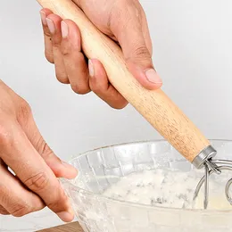 Rostfritt stål ägg beater 13 tum DIY Bread deg verktyg bakning tillbehör dansk deg whisk stick gadgets ek trähandtag t2i53068