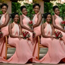 Pink Brautjungfer Blush Kleider 2022 Meerjungfrau Sexy Halfter bodenlange maßgeschneiderte Satin -Plus -Größe Trauzeug -Kleid Vestidos Afrikanische Land Hochzeitskleidung