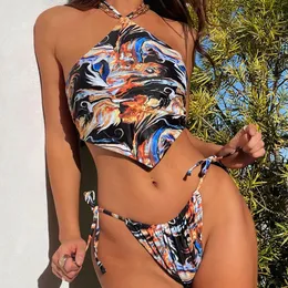 Kvinnors Badkläder Halter Kvinnor Bikini Sexig Set 2021 Striped Push Up High Cut Hight Waist Two Piece Swimsuit Backless Bikin