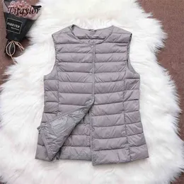 FI 90% Ultra Light White Duck Down Women Vest Thin Coat Ärmlös Jacka V Krage eller O 210916