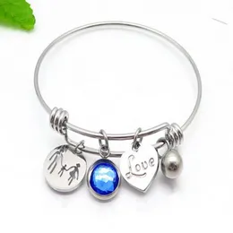 Mode Goldfarbe Edelstahl Frauen Armbänder Jungen Mädchen Familienanhänger Armreifen Einfacher Happy Bangle