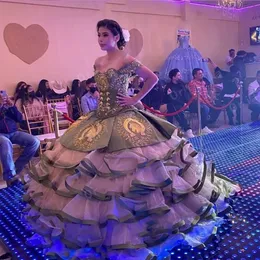 Vestido mexicano quinceanera klänningar av axel spets applique söt 16 korsett klänning 2021 Vestidos de xv años boll prom klänningar
