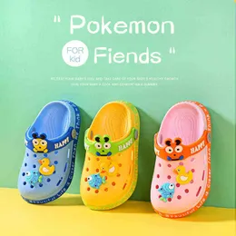 Kids Water Shoes Lovely Strawberry Baby Girls Home Slippers Anti Slip Outdoor EVA Croc Shoes Girls Slippers Soft Kids Shoes G1218