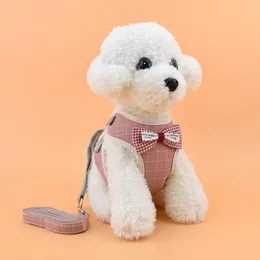 Pies uprzęży kocie smycze kamizelka zwierzaka typu pies smycze smyczowe Pet Bowknot Pasek na piersi PET Dostawy 9 Style XD245532704