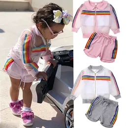 Kids Designer Kläder Tjejer Utomhus Sport Outfits Barn Rainbow Stripe Coat + Vest + Shorts 3pcs / Set Sommar Barnkläder