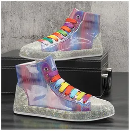 Ny Designer Mäns Glitter Rhinestones High Tops Casual Flats Skor Skateboard Tjock Bottom Sneakers Sapato Social Masculino