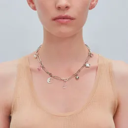 Ins-mode Justine Silver Multi-Pendant Kort Halsband Metal Chain Moon Crystal Kvinna All-Match Choker Clavicle