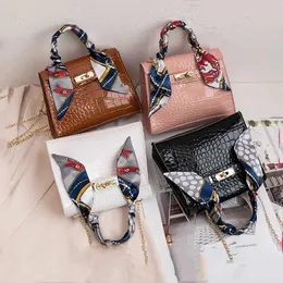 Woman Small Shoulder Bags Fashion Pu Leather Silk Scarf Crossbody Bags For Women Luxury Elegant Ribbons Bow Flag Handbags Girls