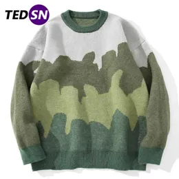 Harajuku tröja pullovers män gradient randig jacquard stickad tröja hip hop retro kamouflage print streetwear sweatshirts 211008