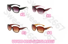 8013 Sommarmärke damer UV400 Mode Kvinna Cykling Glasögon Klassisk Utomhus Sport Solglasögon Glasögon Tjej Strand Sun Glas 4Colors Free Ship