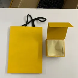 Europa America Designer Set di gioielli Scatole Giallo F Lettera Collane Bracciali Orecchini Set di anelli Scatola per sacchetto di polvere Sacchetti regalo