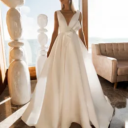 Charming A-line Wedding Dress V-Neck Backless Criss Cross Straps Sleeveless Bow Sweep Train 2021 Satin Bridal Gowns Robe De Mariage Garden Plus Size Bride Dresses