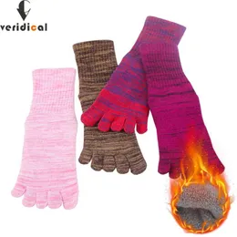 5 Pairs/Lot 5 Finger Socks Woman Thick Solid Cotton Winter Thermo Terry Socks Boneless Anti-Bacterial Socks With Toes Colorful 211204