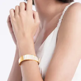 Enfashion Natural Shell Bracelet for Women Gold Color Stainless Steel Wide Bracelets Pulseras Mujer Fashion Jewelry Gift B212229 Q0720