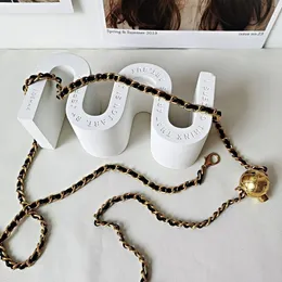 Designer Lyx Midjekedjor Mode Klassiskt Kedjebälte Silver Casual Högkvalitativt guldbälten för damer Utskrift Kulspänne Cool Cintura Gurt