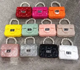 Mini 2022 PVC Handväskor Jelly Bag Linger Chain Bags Barn Pearl Baby Satchel Väska