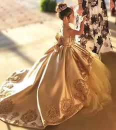 골드 첫 번째 친교 드레스 아이들 이브닝 ​​볼 가운 골드 Applique Bow Long Girls Pageant Dress Lace Tulle Flower Girl Dresses 2021