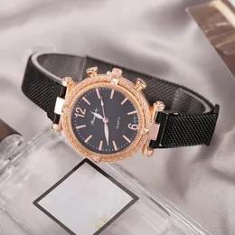 Zegarek luksusowe kobiety Diamentowe zegarek zegarek magnetyczny zespół z siatki urok Bring bransoletka Rose Gold zegarek Crystal Mash