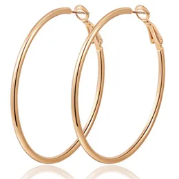 Enkel C-formad Big Hoop Ear Rings 20 30 40 50 60 70 mm Överdriven Geometrisk Metal Circle Loops Örhängen för kvinnor