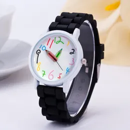 Barns klockor Mode Armbandsur med Pencil Pointer Quartz för pojkar och flickor Högkvalitativ