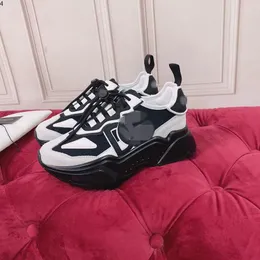 Tasarımcı Ayakkabı Erkekler Lüks Tasarımcılar Sneaker Kadın Platformu Deri Deri Sıradan Ayakkabı Düşük Üst Dantel Up Sabah Sabit Sabah Yeni Eğitmenler Mkjl0001