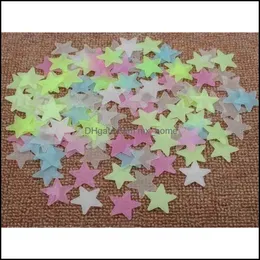 ملصقات ديكور المنزل Gardenglow 3cm في Dark Moon Stars Planet جدار السقف ديكور عصا على زخرفة الفضاء 65JD إسقاط تسليم 2021 SRIE