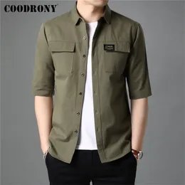 Coodronyブランド春の夏の高品質ストリートウェアファッションスタイルビッグポケット100％コットン半袖シャツ男性服C6056S 210809