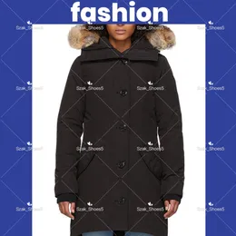Women down coat fashion design with real wolf fur Detachable hat Casual Outdoor Feather Thick Hooded jacket Autumn Winter parkas factory