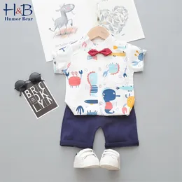 소년 여름 의류 한국어 귀여운 만화 셔츠 + 반바지 + 나비 넥타이 3pcs 소년 아기 아이들의 옷 210611