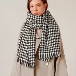 スカーフ婦人冬の千の鳥の格子スカーフ女性の模造カシミヤ暖かいタッセルショール厚いビブ