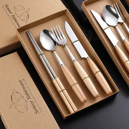 2/3/4 SZTUK Drewniane uchwyt Sztućce Portable Zestaw Zestaw Obiad Ze Stali Nierdzewnej Zestaw Srebra Naczynia Stołowe Spoon Wideling Knife Set