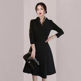 高品質の女性の秋冬ノッチ襟OLエレガントな作業服ビジネスブラックラインドレープドレスベルト210514
