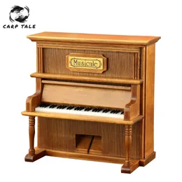 Qualità simulato pianoforte decorazioni per la casa vintage 1 pz classico quadrato in legno manovella squisito retrò carillon regali 210319
