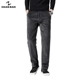 SHAN BAO Corduroy Coton confortable Pantalon décontracté droit pour hommes Automne Hiver Marque Vêtements Pantalon de broderie classique 210715